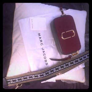 Marc Jacobs wallet bag